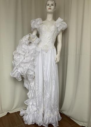 Винтаж свадебное плать с длинным шлейфом ретро 80-90х