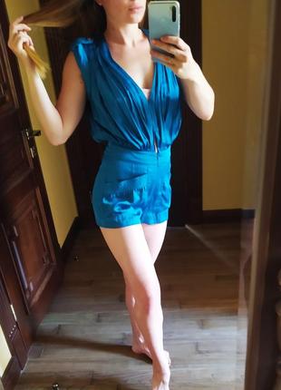 Крутой атласный ромпер изумрудного цвета xs-s