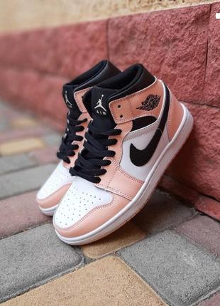 Женские кроссовки nike air jordan 1😍