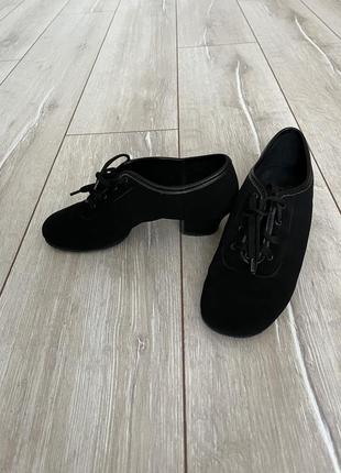 Бальные женские туфли для тренировок1 фото
