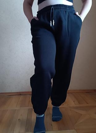 Теплые женские спортивные штаны