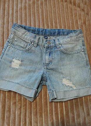 Шорти