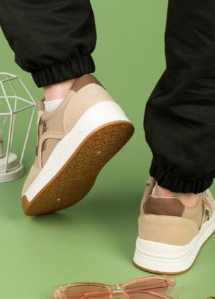 Стильные бежевые кроссовки кеды криперы модные5 фото