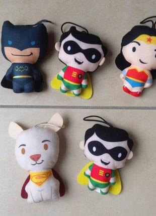 Плюшевые фигурки batmena soft toys dc mcdonalds.