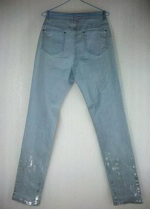 Стрейчевые голубые джинсы farfalla rosso серебряные серебристые зауженные леггинсы4 фото