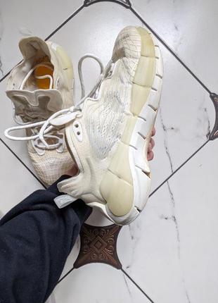 Кроссовки Лиловые кроссовки reebok