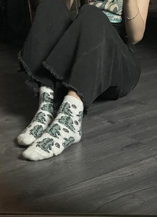 Белые носки с динозаврами1 фото