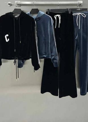 Велюровый женский костюм худи и штаны свободного кроя с вышивкой3 фото