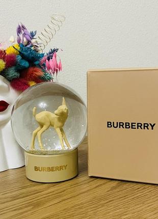 Оригинальный декор снежный шар оленя burberry2 фото