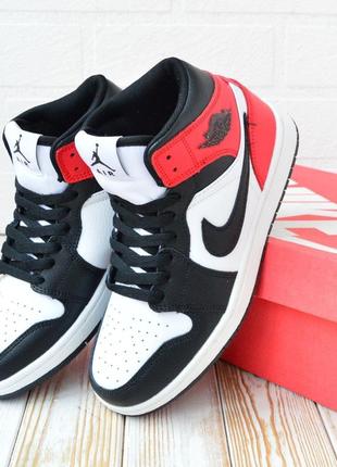 Nike air jordan 1 retro кроссовки женские кожаные отличное качество кеды найк джордан осенние весенние демисезонные демисезонные кожаные кожаные8 фото