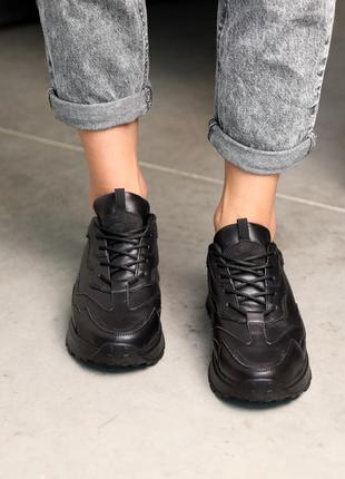 Кроссовки женские кожаные на осень черные4 фото