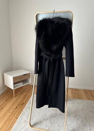 Пальто елегантне чорне з поясом та  зйомним хутром zara