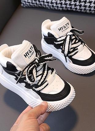 Кроссовки для мальчика