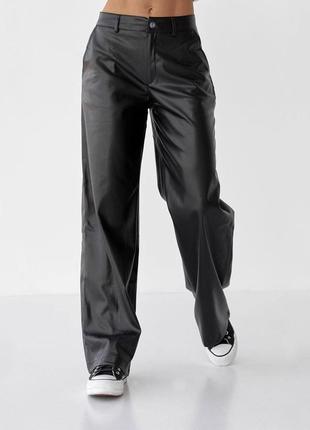 Стильные кожаные широкие брюки свободного кроя 42-56 размеров. 2232793 фото