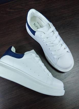 Белые с синим кроссовки макквин макквины кеды ботинки слипоны на платформе1 фото