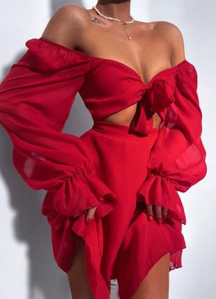 Красное открытое короткое летнее мини платье4 фото
