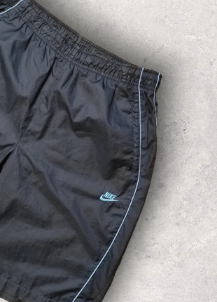 Нейлоновые шорты nike vintage/ спортивные штаны nike vintage (drill, drip)2 фото
