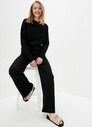 В'язаний костюм