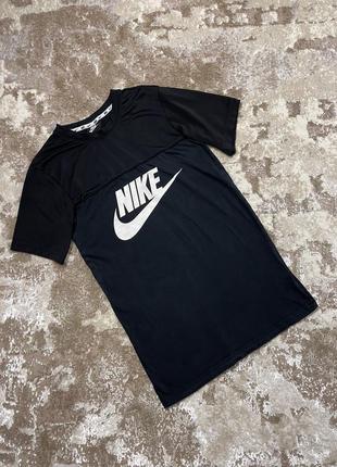 Удлиненная футболка big logo nike