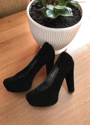 Туфлі натуральний замш