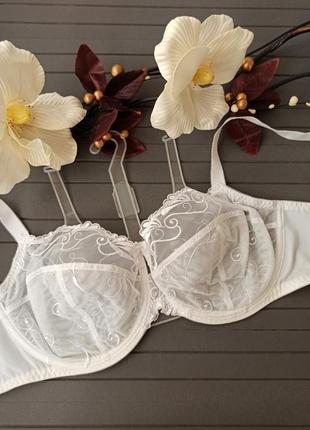 Красивый полупрозрачный бюстгальтер с мягкими чашечками 95f
