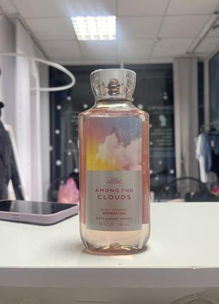 Гель для душа от bath &amp; body works almong the clouds