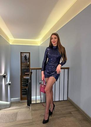 Платье с пайетками