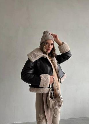 Дубленка короткая черная мех беж эко кожа