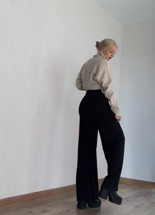 Черные брюки рубчик клеш от колена ❤️из практичного стрейч коттона. модель с облегающим верхом и высокой посадкой оснащена эластичной резинкой2 фото
