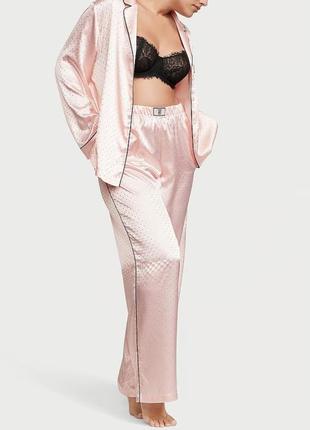 Сатинова піжама dew drop satin long pajama set purest pink victoria’s secret