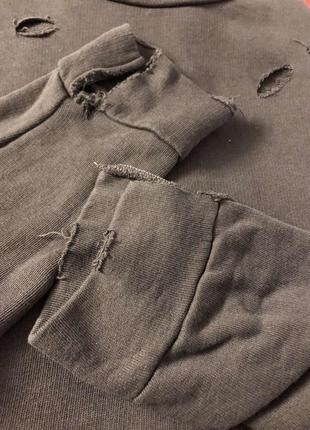 Мужской "рваный" свитер от zara.