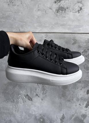 Кроссовки деми черно-белые