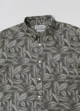 Четкая льняная (55%) шведка / тенниска с мульти-принтом от tu-clothing