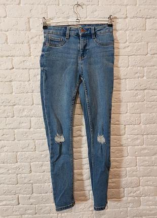 Фирменные стрейчевые джинсы  11-12 лет