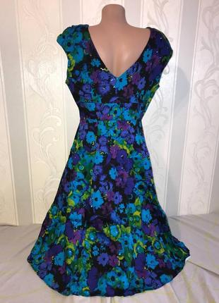 Яркое платье с широкой юбкой цветочный принт3 фото