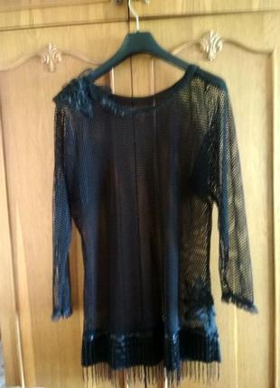Эксклюзивная, шикарная туника - сеточка с бахромой из бисера...
ширина обхвату знизу 130 см.