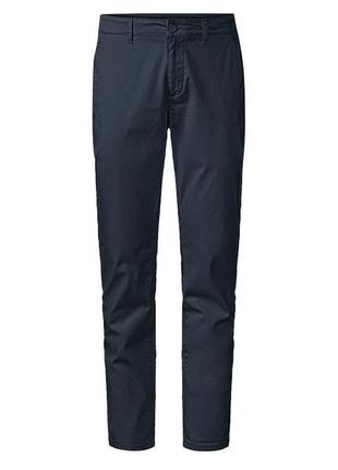 Мужские брюки slim fit чинос 54 euro, livergy, нижняя темно -синий