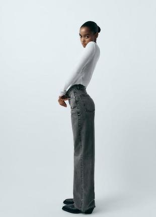 Джинсы high-rise wide leg от zara2 фото