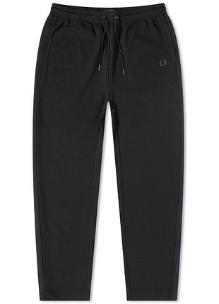 Спортивные штаны fred perry