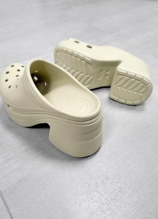 Клоги на підборах crocs siren clog 	hyper, оригінал