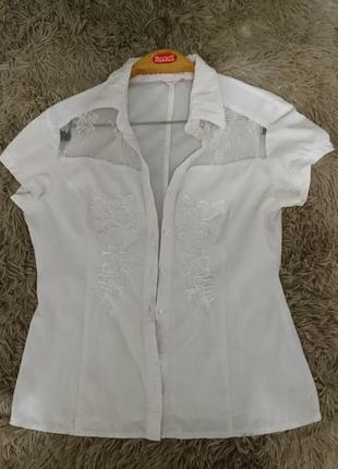 Блуза з гіпюром та вишивкою4 фото
