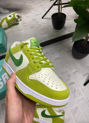 Nike sb dunk low green apple