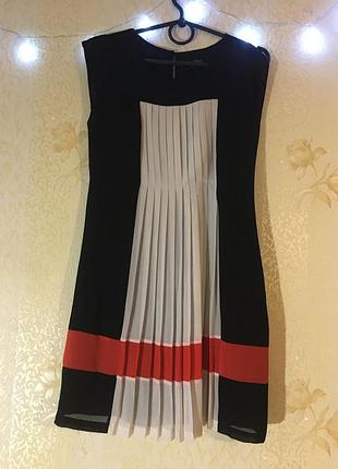 Оригінальна сукня літня для офісу та прогулянок