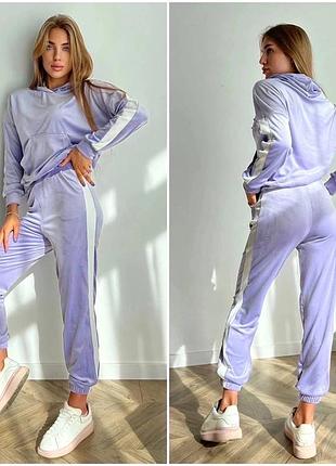 Женский велюровый спортивный костюм