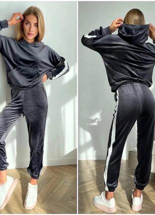 Женский велюровый спортивный костюм