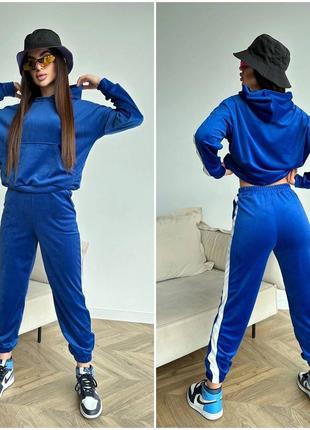 Женский велюровый спортивный костюм