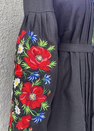 Жіноча сукня вишиванка з маками3 фото