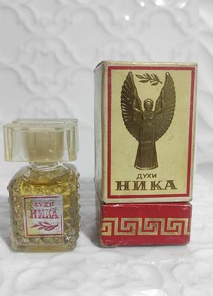 Духи "ника" гр "экстра" ,алые паруса винтажная парфюмерия ссср1 фото