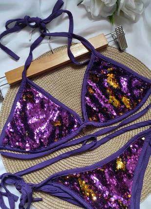 Стильный раздельный купальник в пайетках фиолетовый с золотом на завязках бикини треугольные чашки6 фото