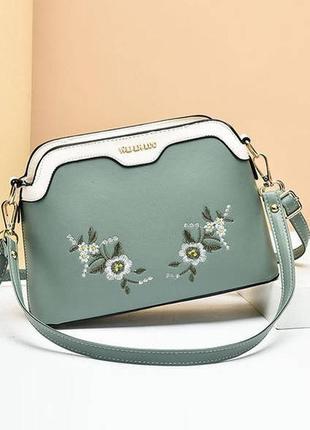 Жіноча міні сумочка клатч із вишивкою, маленька смука на плече з квіточками м'ятний1 фото
